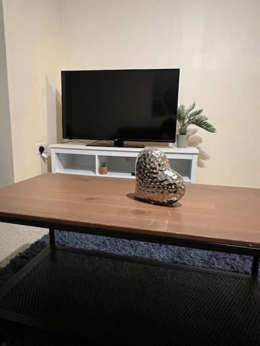 Apartment Cozy 2bed W/ Parking
